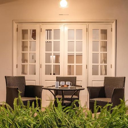 Bed and Breakfast Kingsman House Kandy Exterior foto
