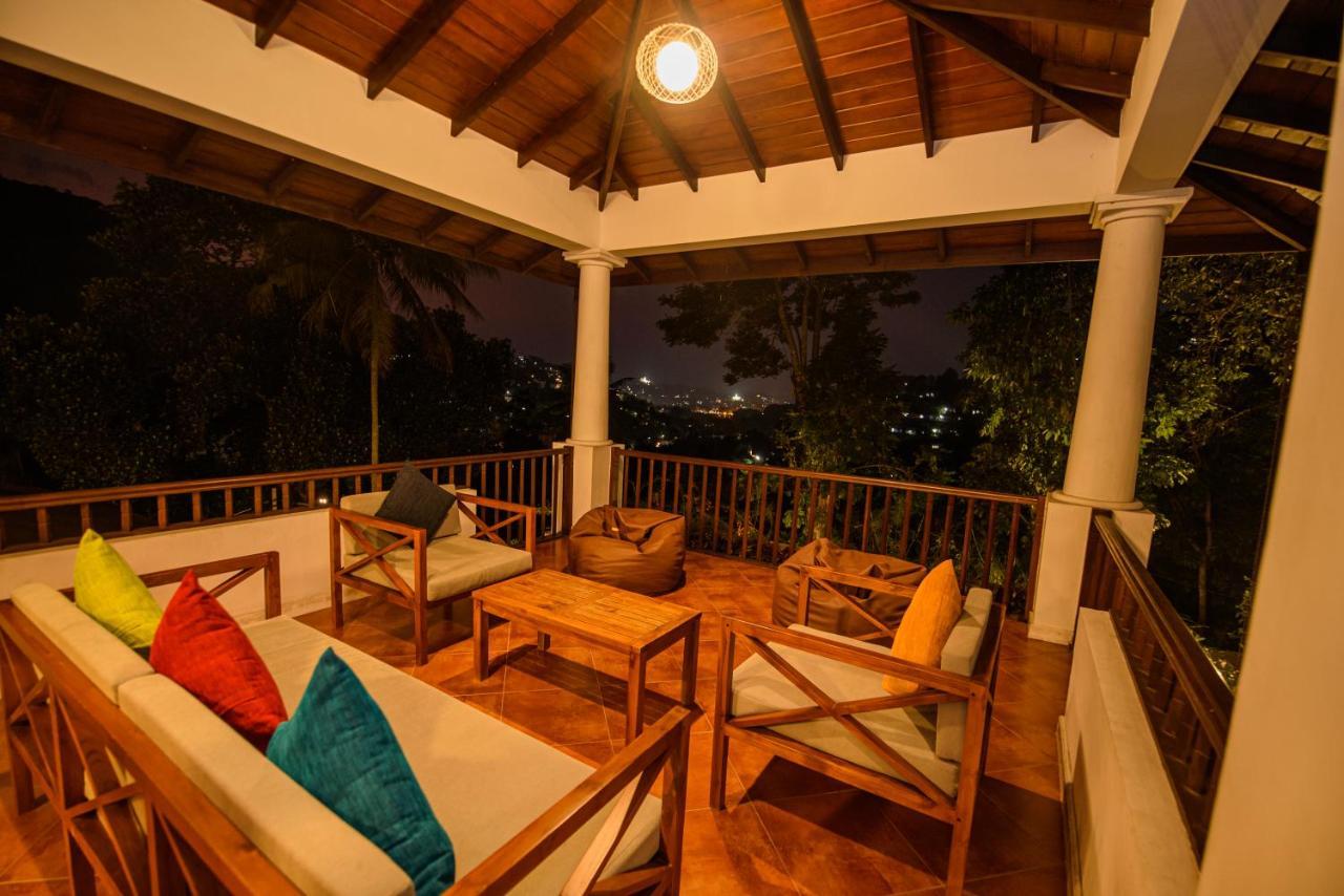 Bed and Breakfast Kingsman House Kandy Exterior foto