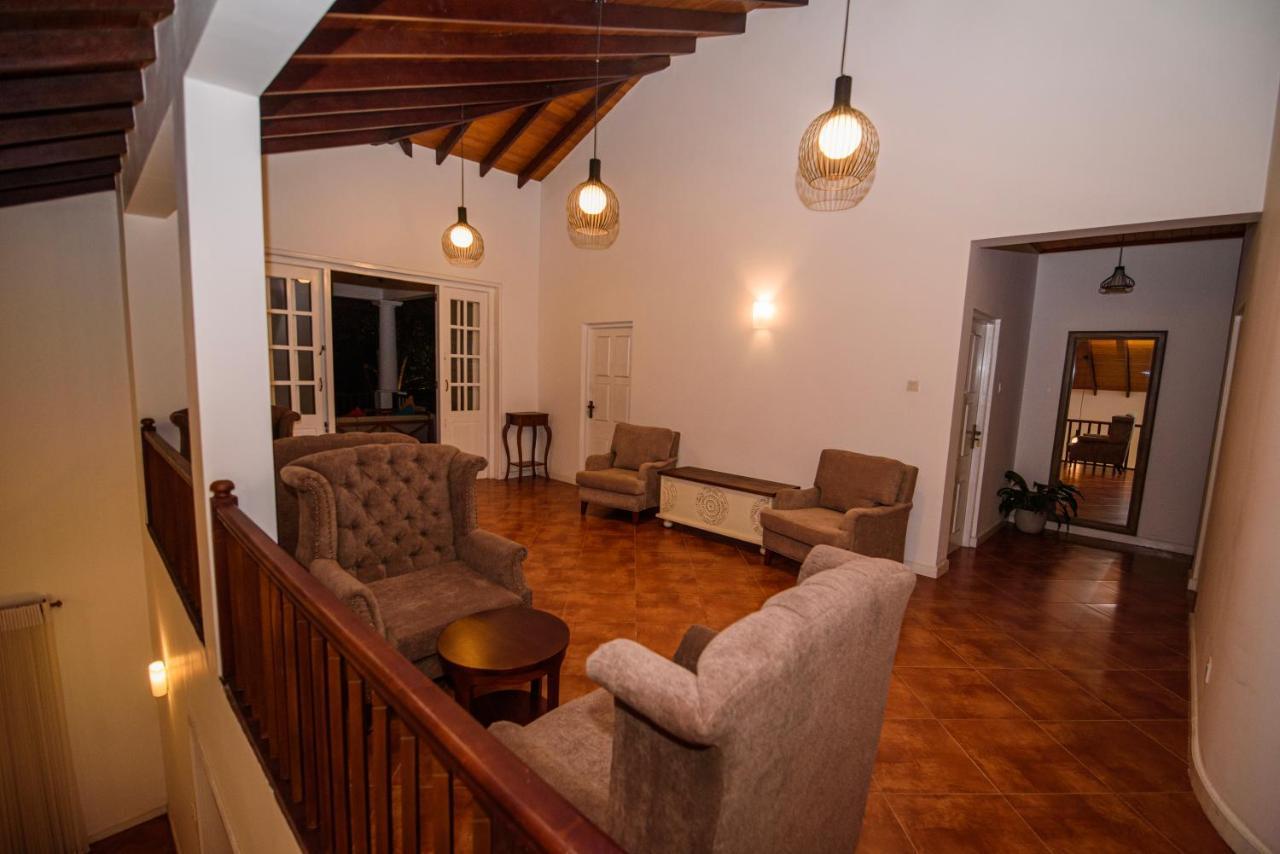 Bed and Breakfast Kingsman House Kandy Exterior foto