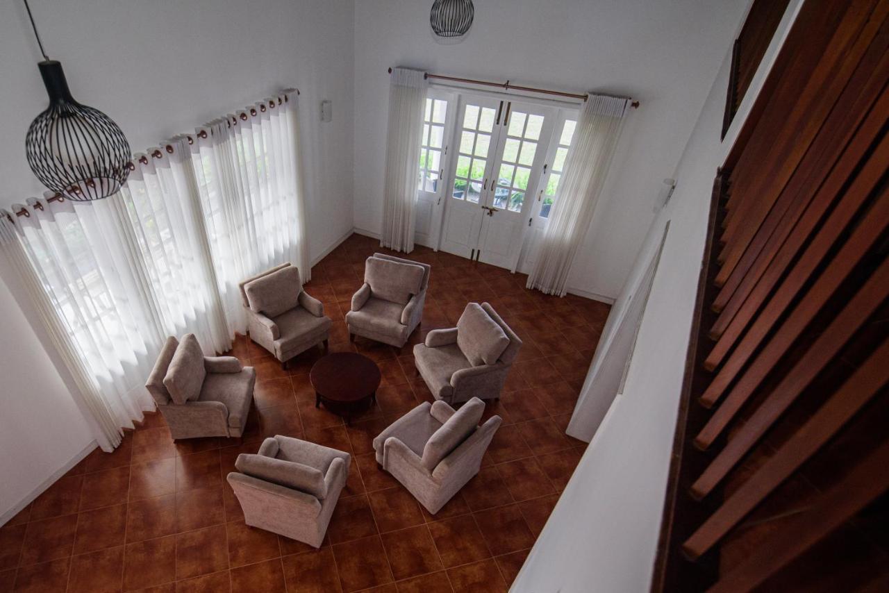 Bed and Breakfast Kingsman House Kandy Exterior foto