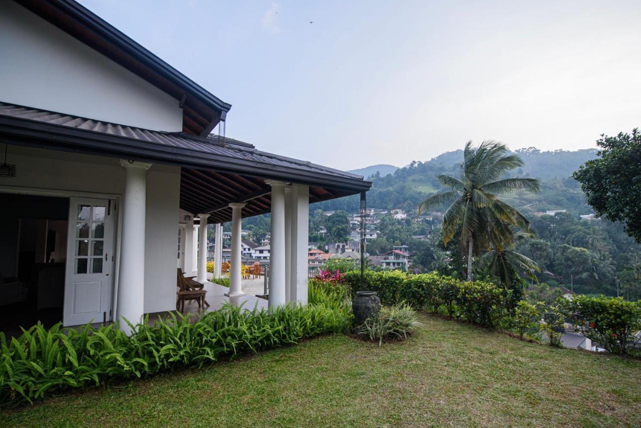 Bed and Breakfast Kingsman House Kandy Exterior foto