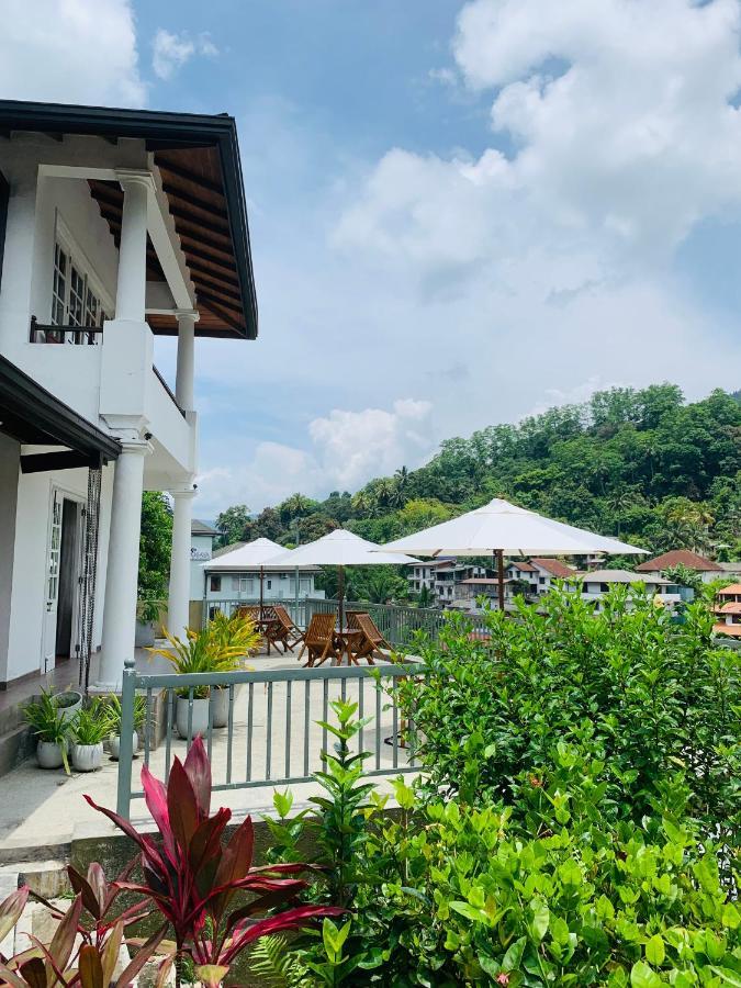 Bed and Breakfast Kingsman House Kandy Exterior foto